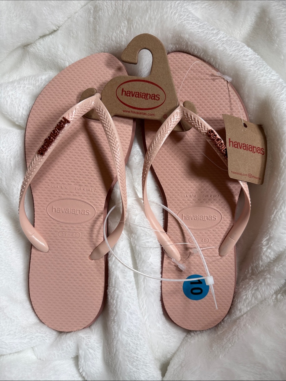 Havaianas Slim Flip Flops in Blush Pink